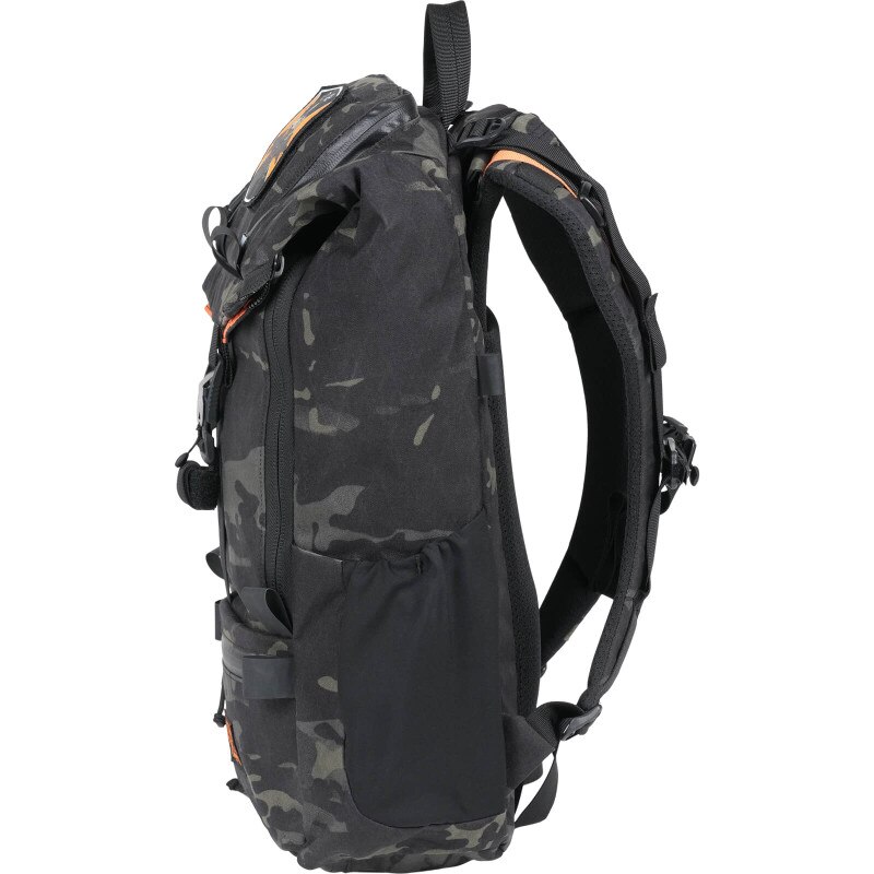 The Spartan - Multicam Black (Profile)